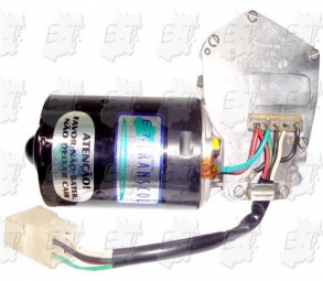 Motor Limp. Pára-Brisa 032 MB 12 v