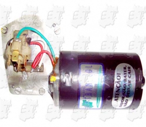 Motor Limp. Pára-Brisa 049 Monza 12 v